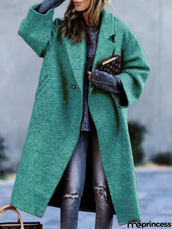 Fashionable and Minimalist Jacket