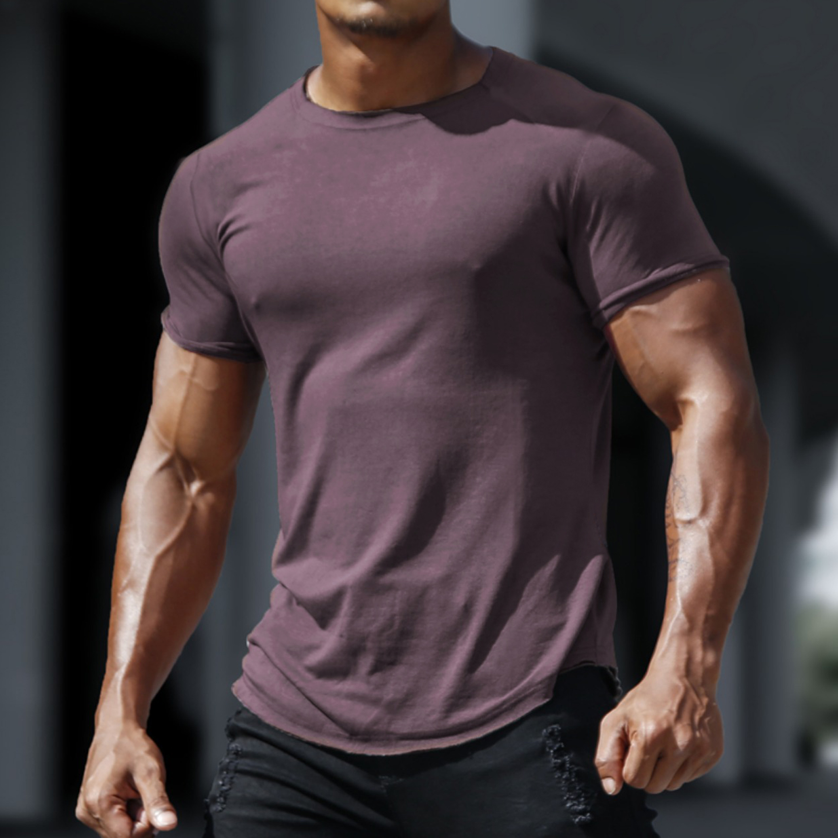 Men's Casual Basic Solid Color Breathable Thin Bottoming Shirt Sports Fitness Slim Short-sleeved T-shirt