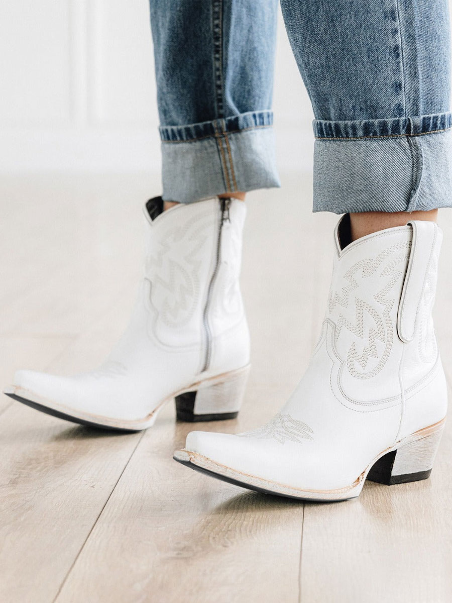 White Snip Toe Embroidered Western Cowgirl Boots with Block Heel