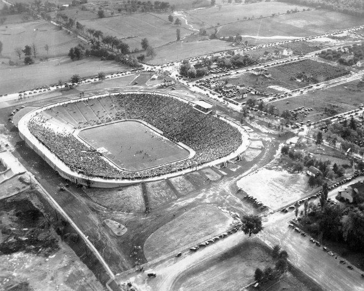 MICHIGAN WOLVERINES STADIUM Big House Glossy 8 x 10 Photo Poster painting Poster 1927 Man Cave