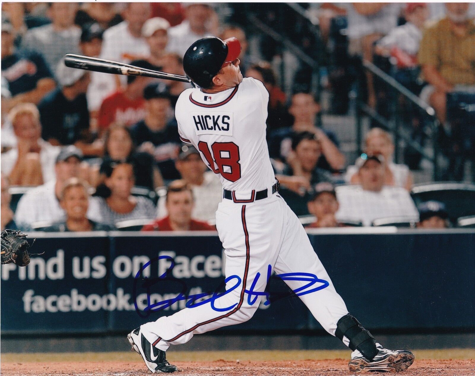 BRANDON HICKS ATLANTA BRAVES ACTION SIGNED 8x10