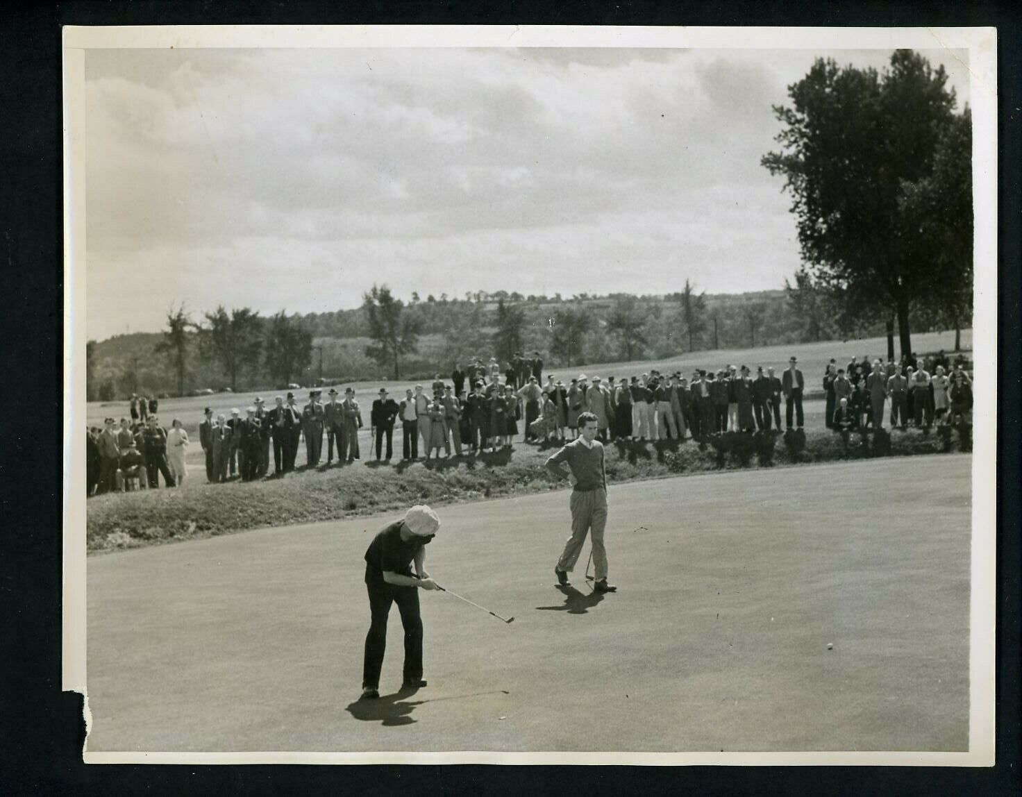 Pat Abbott defeats Dick Chapman 1938 US Amateur Golf Oakmont CC Press Photo Poster painting