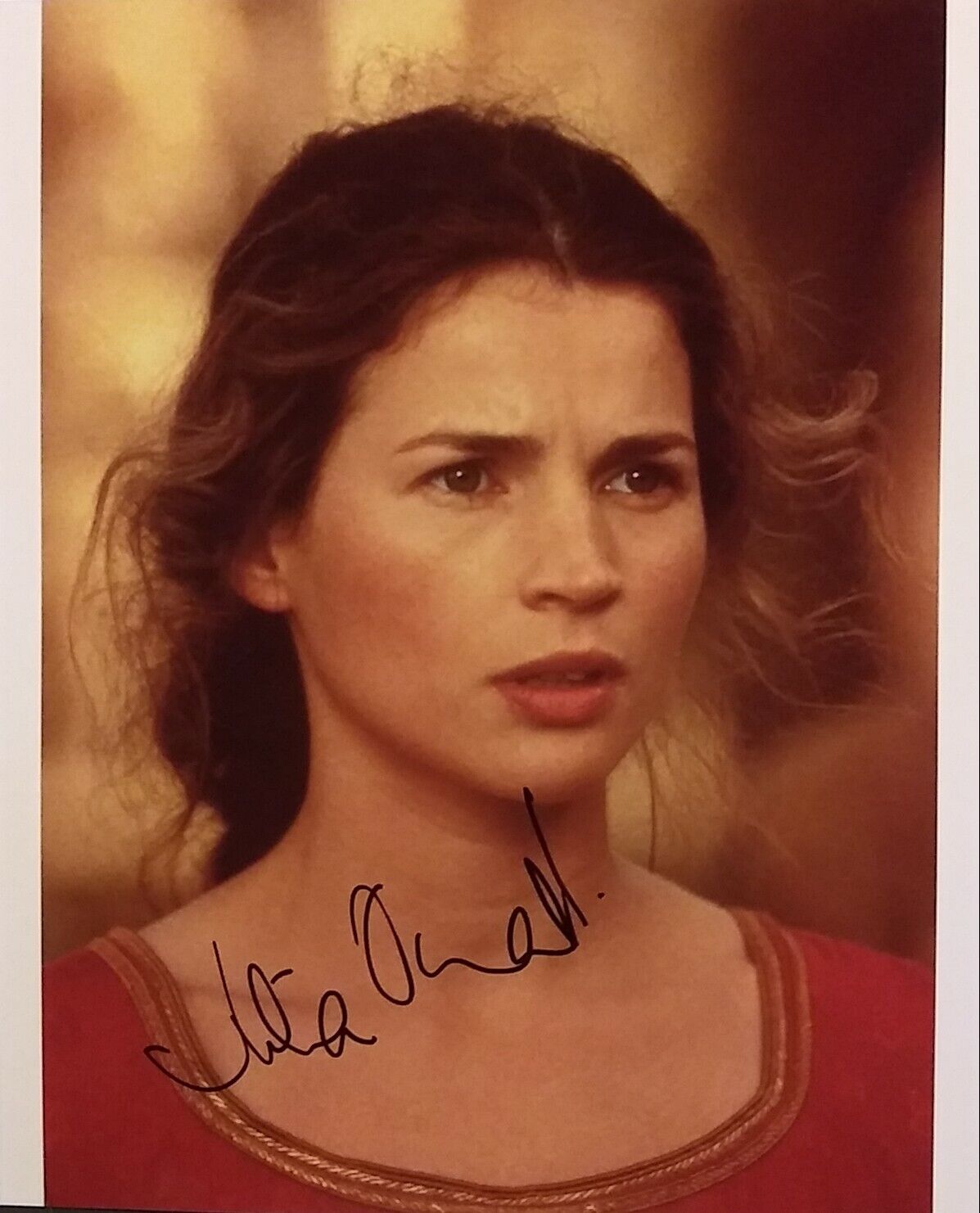 Julia Ormond signed 8x10