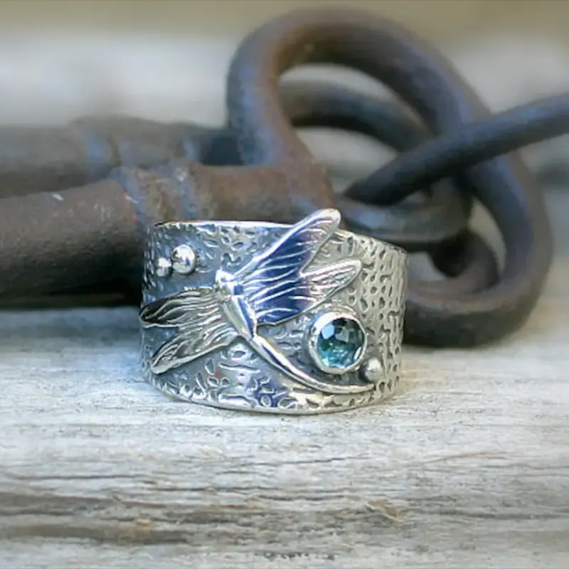 Dragonfly gemstone ring