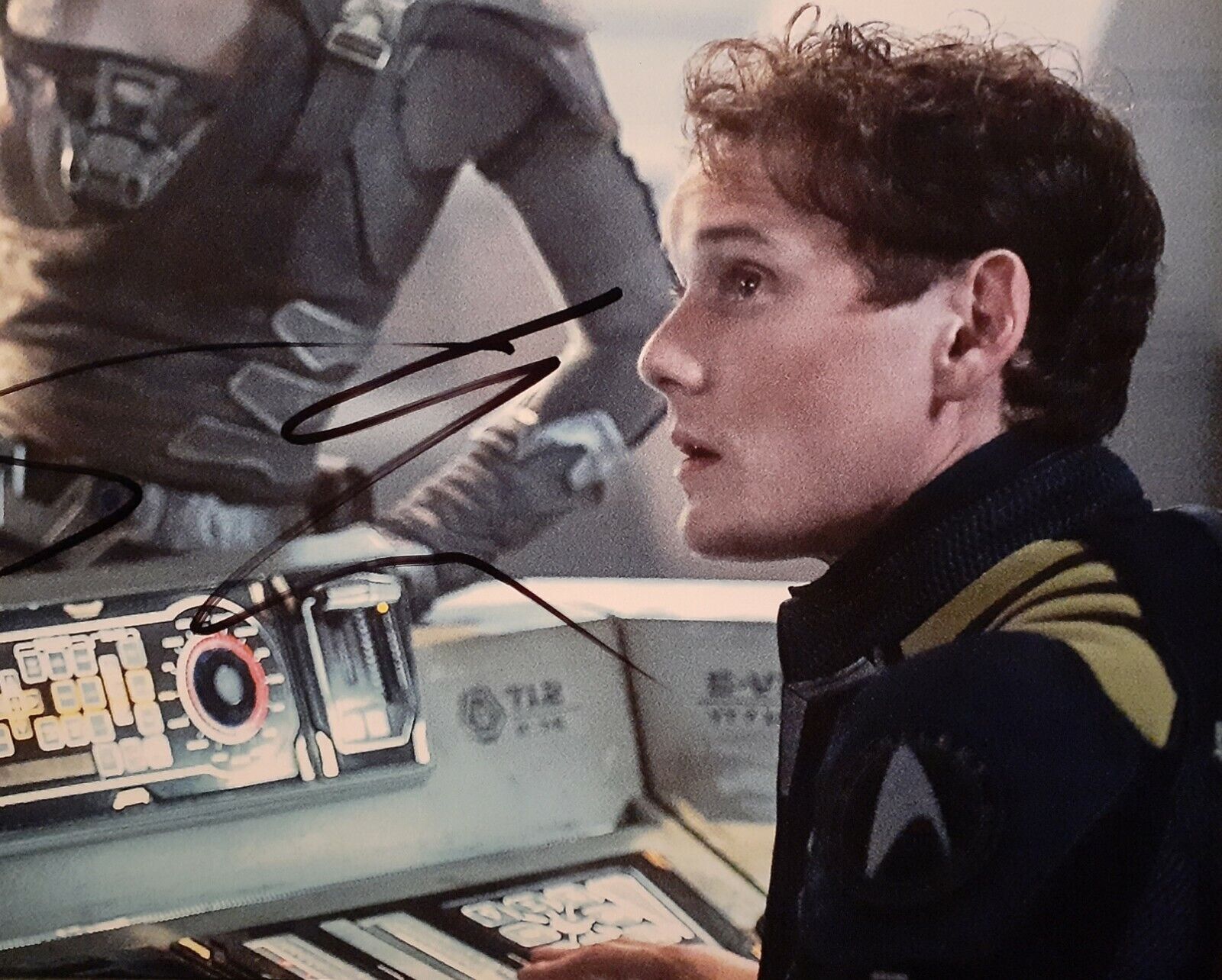 Anton Yelchin signed 8x10