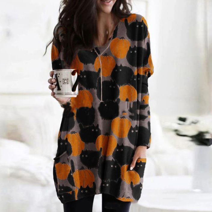 Ladies Classic Black Cats And Pumpkins Festival T-shirt