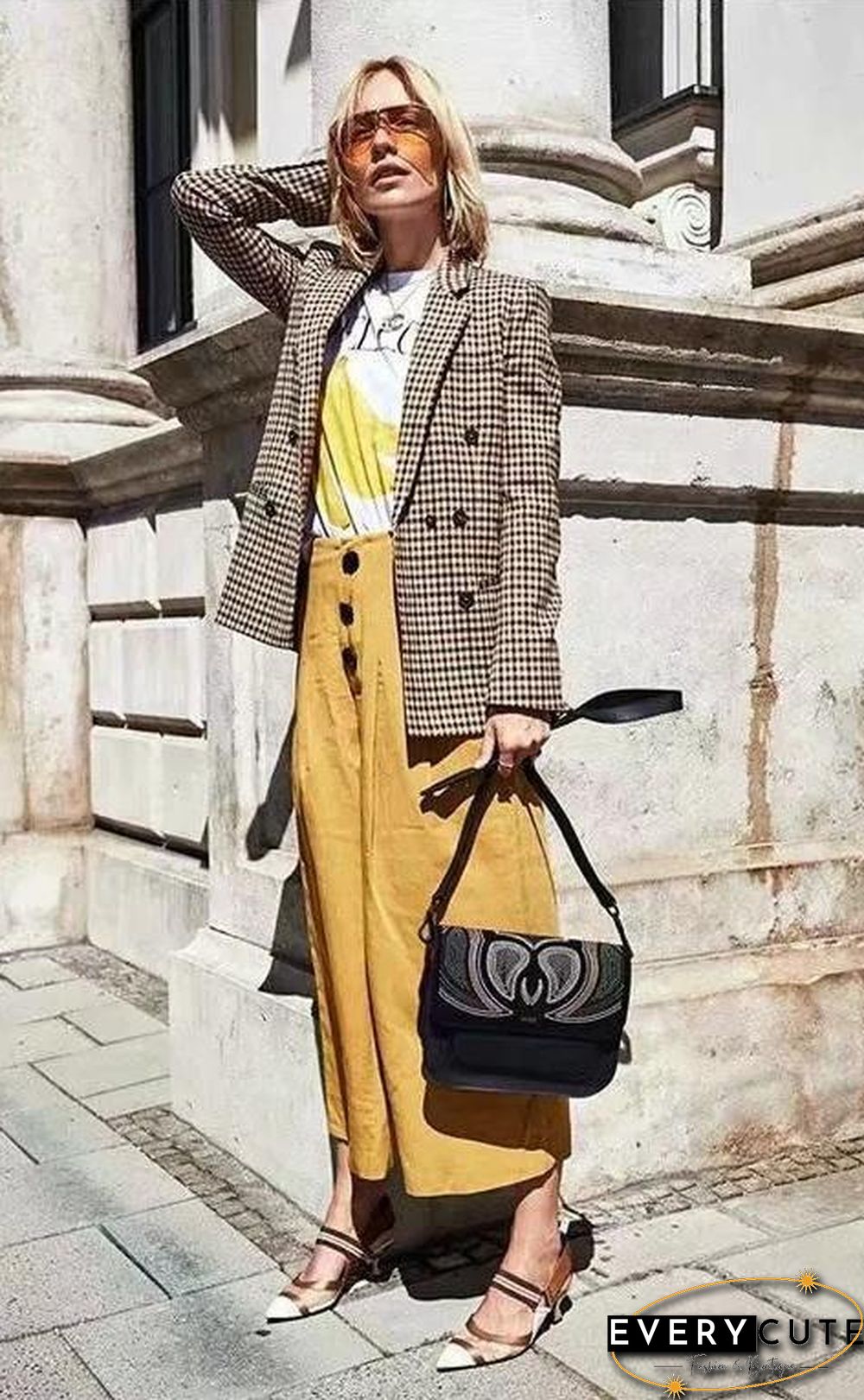 Chic Khaki Suit Blazer