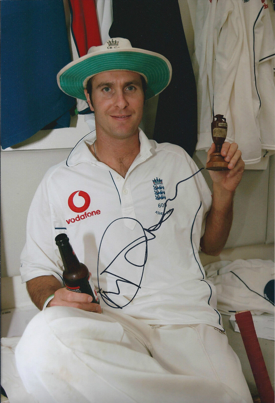 MICHAEL VAUGHAN Signed Autograph England Photo Poster painting AFTAL