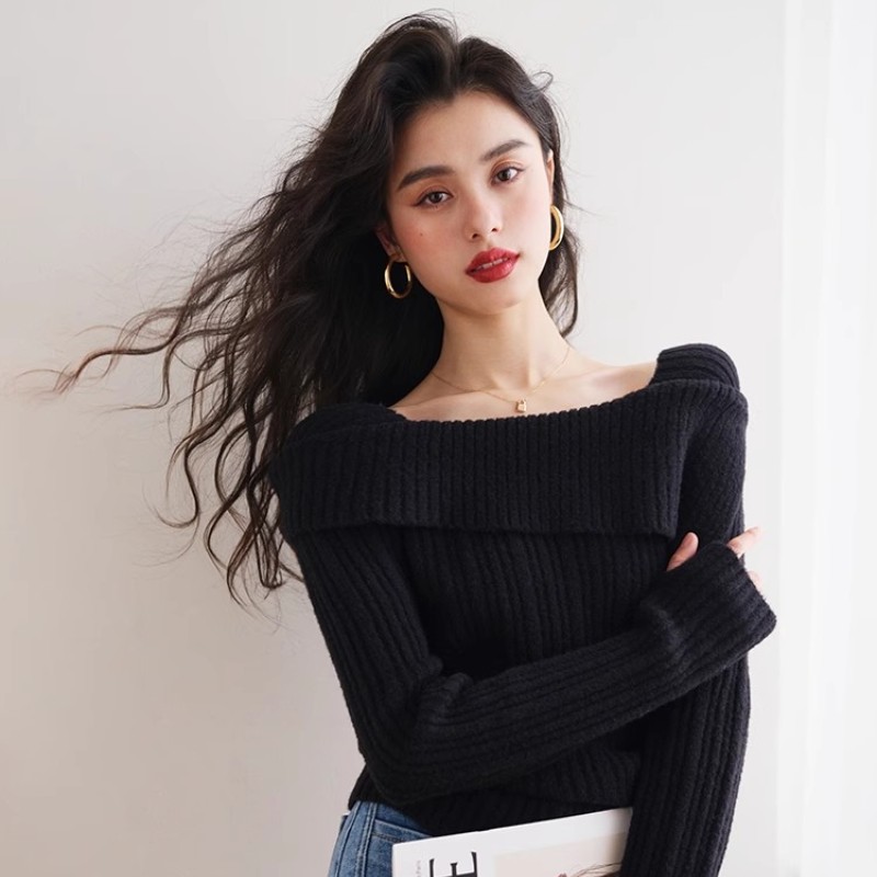 Off Shoulder Sweater Autumn And Winter Women'S High-End Design Sense Retro Loose Fitting High Wear Bottom Off Shoulder Square Ne