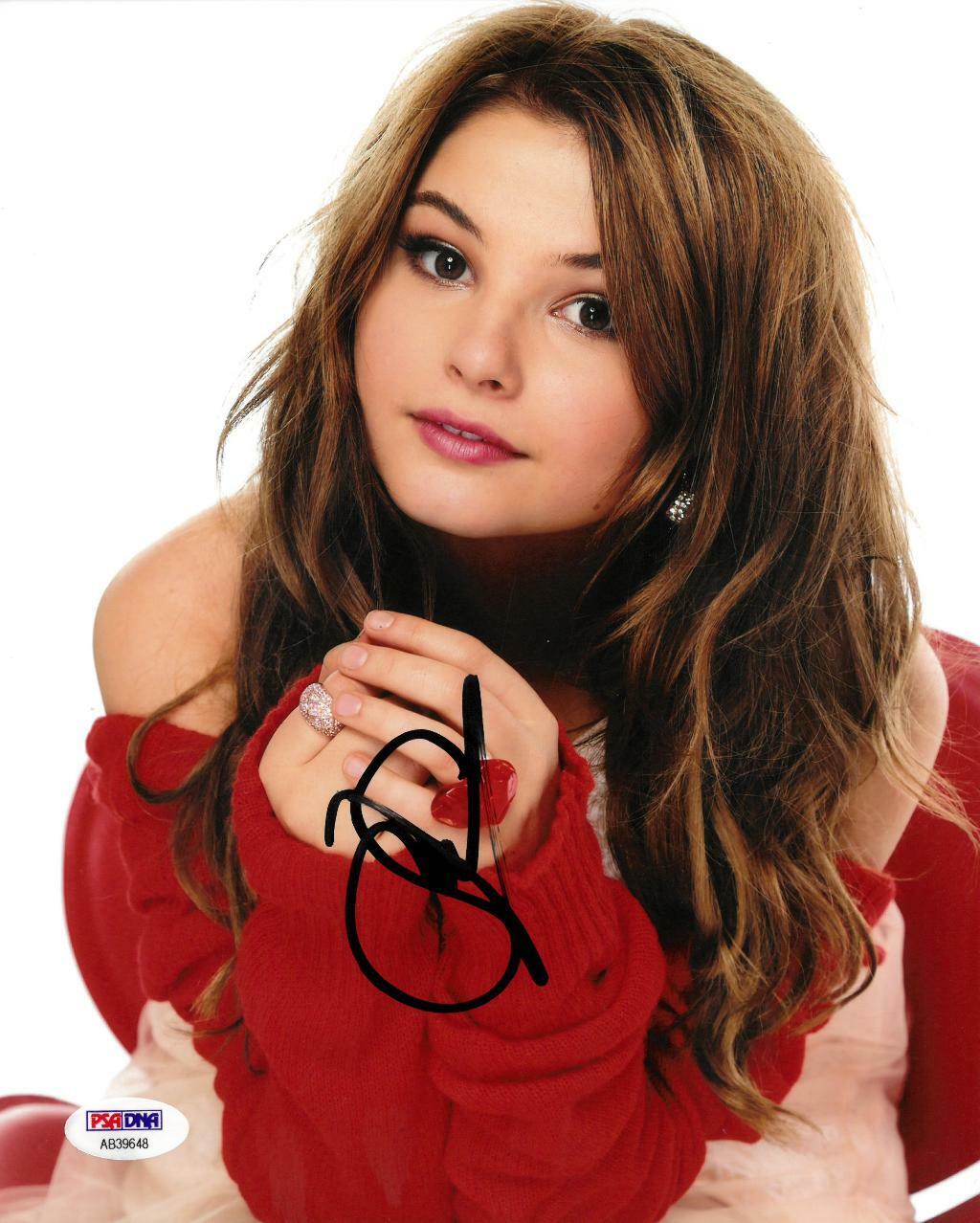 Stefanie Scott Signed Authentic Autographed 8x10 Photo Poster painting PSA/DNA #AB39648