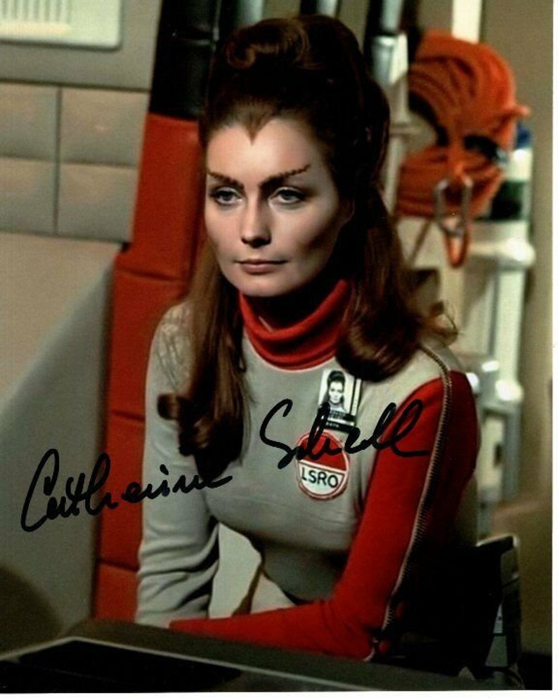 Catherine schell signed autographed space: 1999 maya 8x10 Photo Poster painting