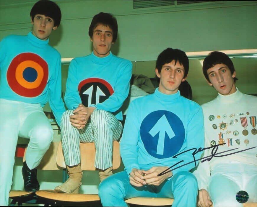 PETE TOWNSHEND - THE WHO Autographed Original 8x10 Photo Poster painting LOA TTM