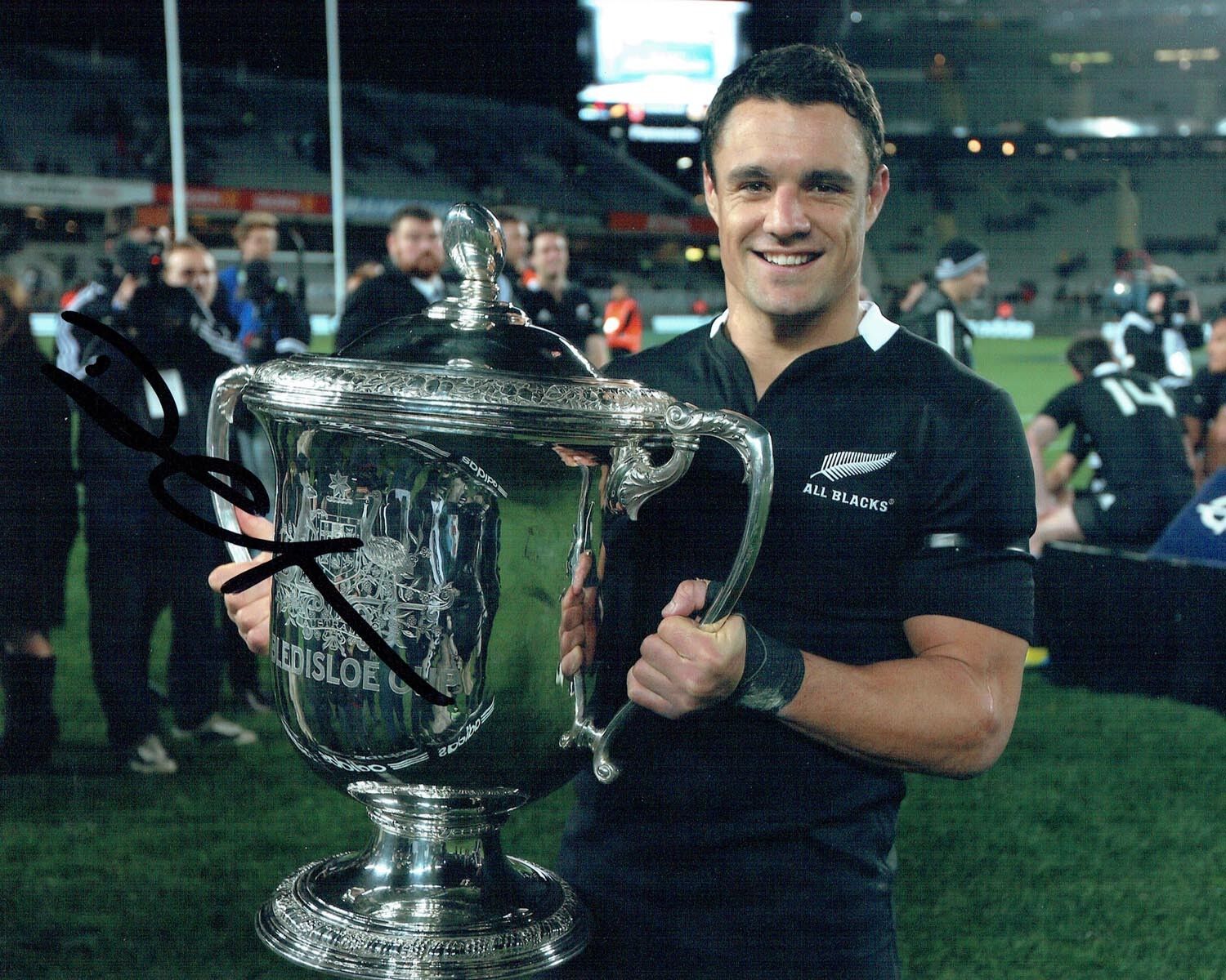 Dan CARTER Signed Autograph 10x8 Photo Poster painting G AFTAL COA RUGBY All Blacks New Zealand