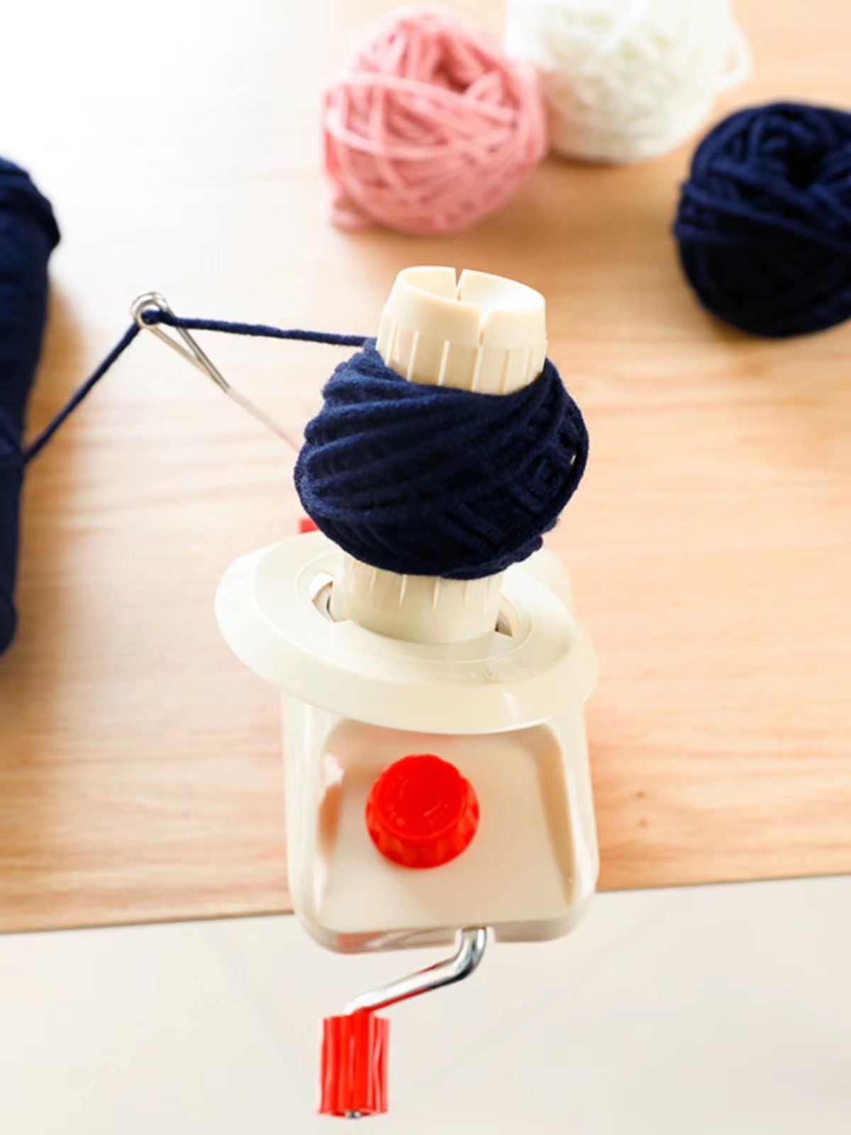 Needlecraft Yarn Ball Winder Kit