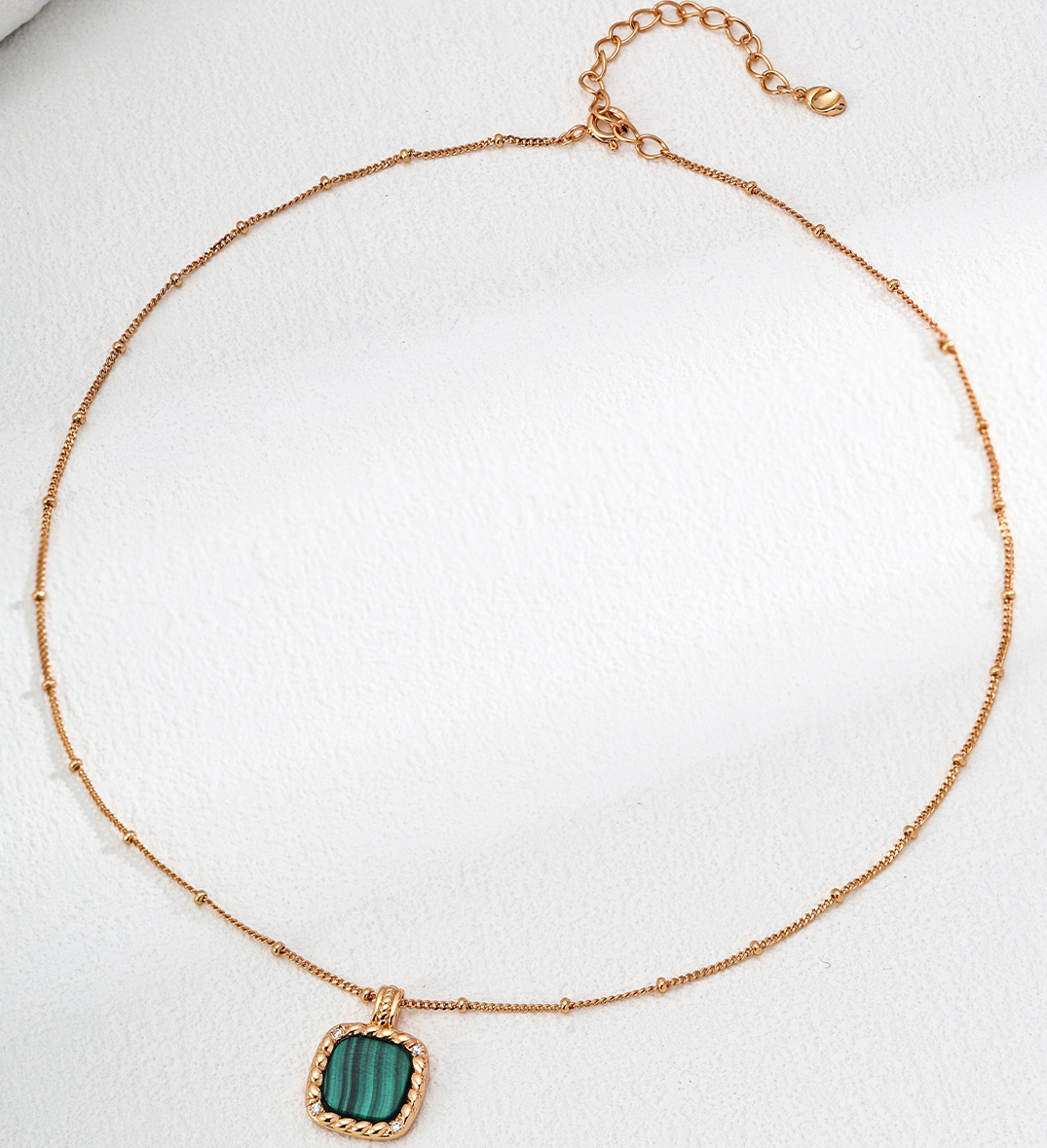 Malachite Twist Gold Plated Pendant Necklace