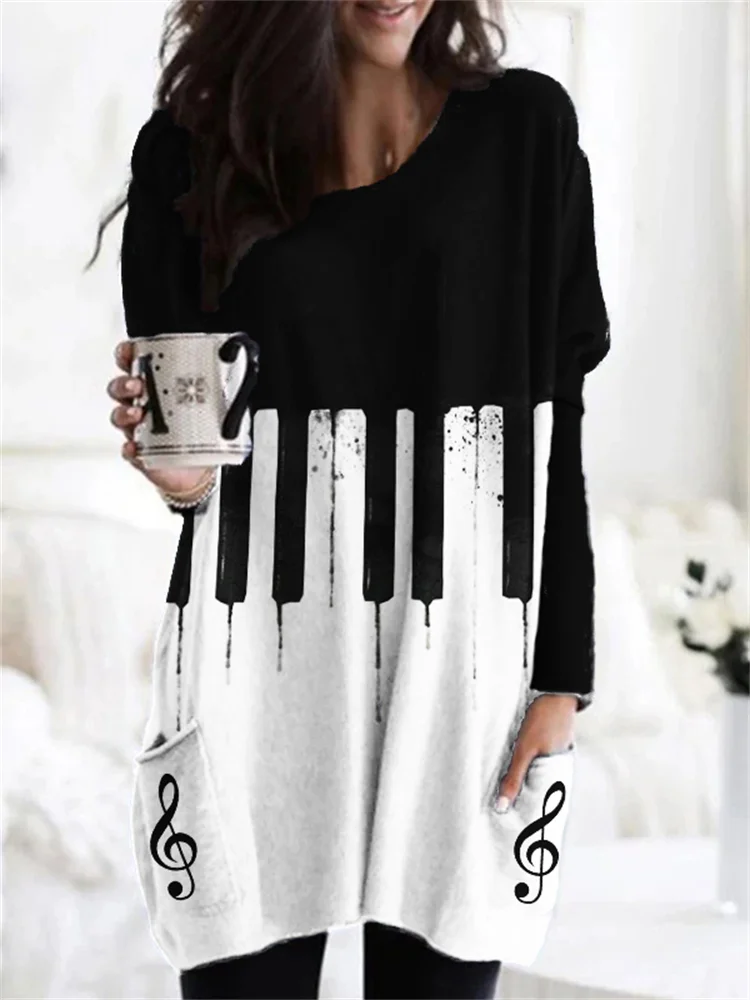 Piano Keys Contrast Treble Note Pocket Tunic