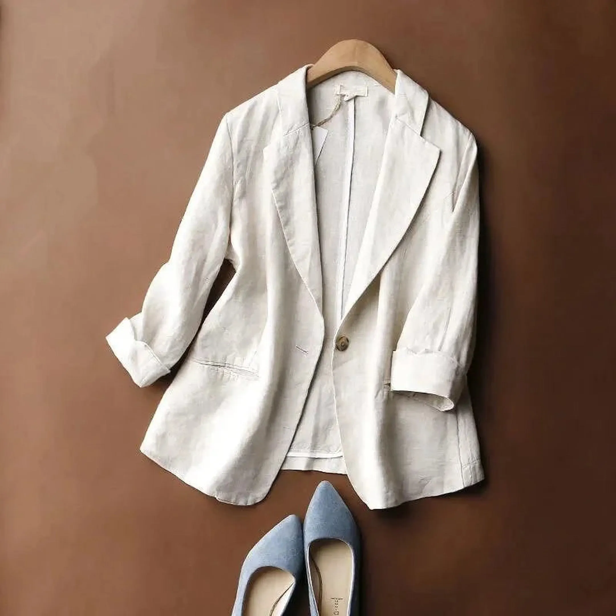 Women's Relaxed Linen Blazer &ndash; Laid-Back Summer Tailoring