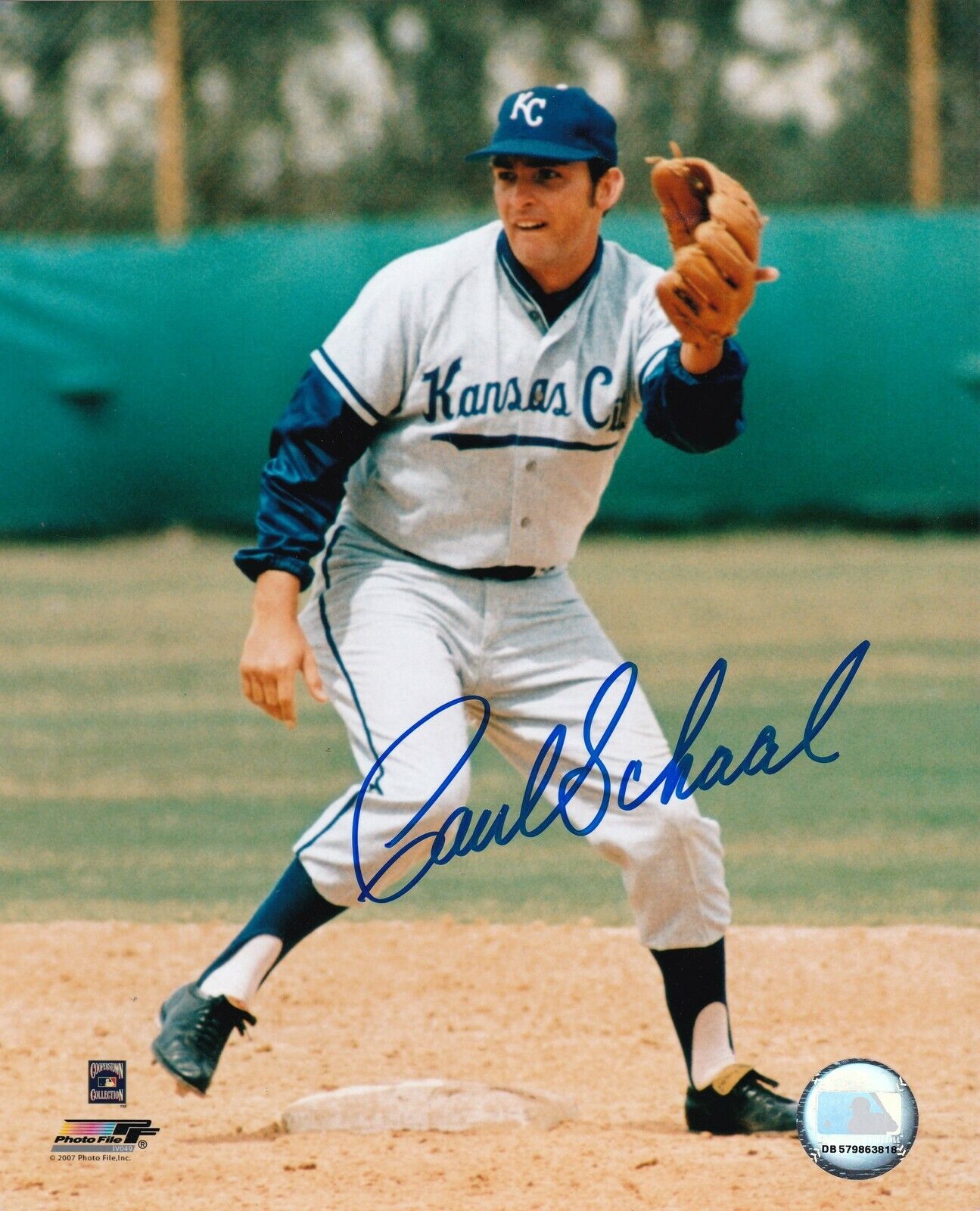 PAUL SCHAAL KANSAS CITY ROYALS ACTION SIGNED 8x10