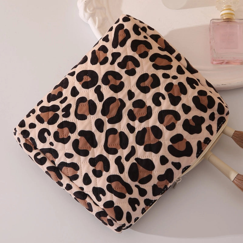 Elegant Streetwear Leopard Polyester Square Makeup Bags