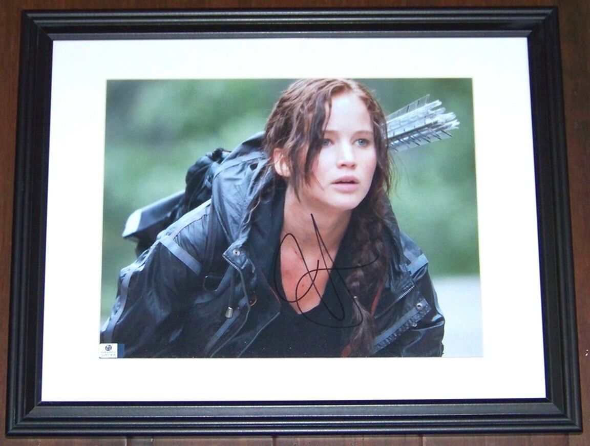 Jennifer Lawrence HUNGER GAMES Signed Autographed 11x14 Photo Poster painting GA GV GAI COA!