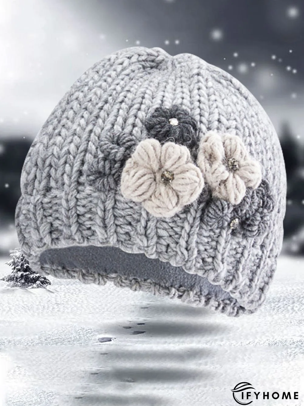 Grey Appliquéd Knit Hat | IFYHOME