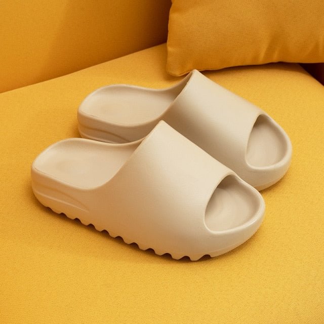 Womens Slippers Summer Slides Sandals Thicken EVA Soft Bath Slip Comfortable Sole Flat Shoes Zapatilla Mujer Yeezis Couple Slide