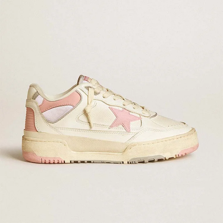 Golden Goose Forty2 Hombre con estrella rosa y refuerzo del talón de piel blanca