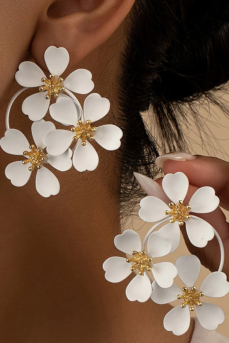 Fashionable Retro Camellia Flower Shaped Earrings 2024 - Xpluswear