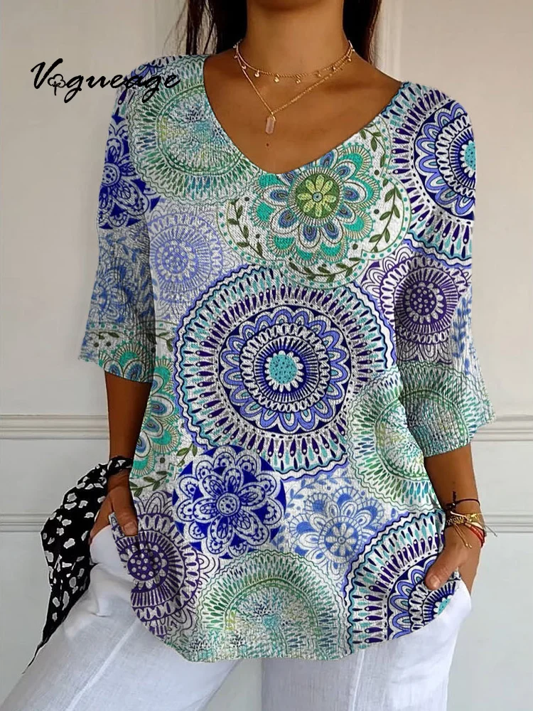 Retro Symmetrical Pattern Small V-Neck Printed Knitted Sweater