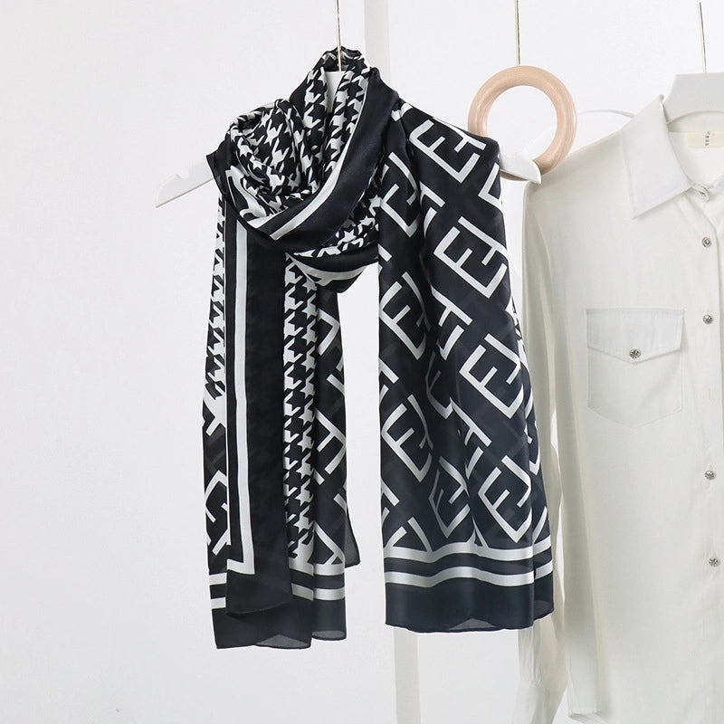 Women’s Fashion Letter Plaid Satin Printing Silk Scarves