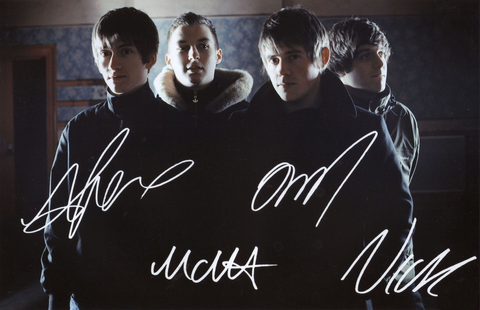 ARCTIC MONKEYS AUTOGRAPH SIGNED PP Photo Poster painting POSTER