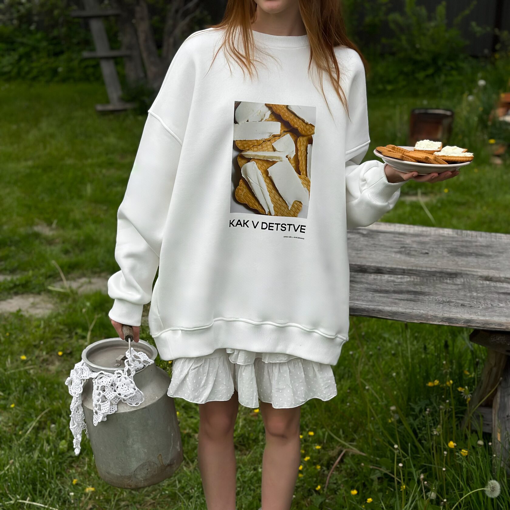 Women's Oversized, Loose, Comfortable Zucchini Print Sweatshirt