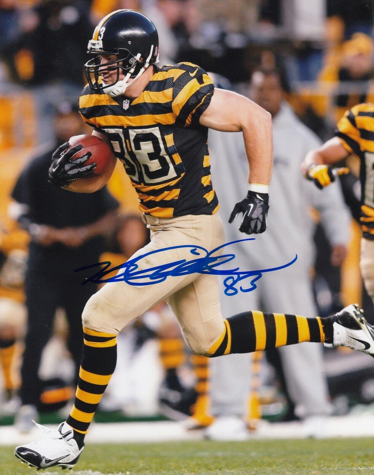 Heath Miller #2 8x10 Signed w/ COA Pittsburgh Steelers 031019