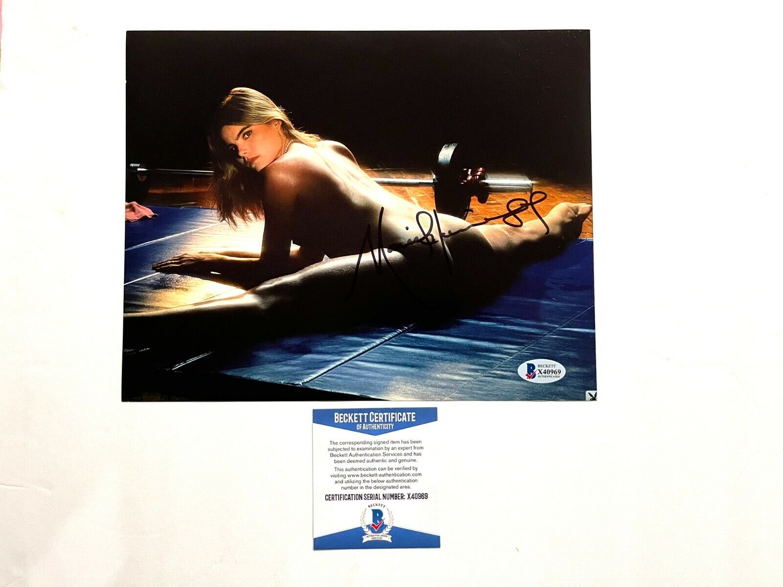 Mariel Hemingway Hot! signed autographed classic sexy 8x10 Photo Poster painting Beckett BAS Coa