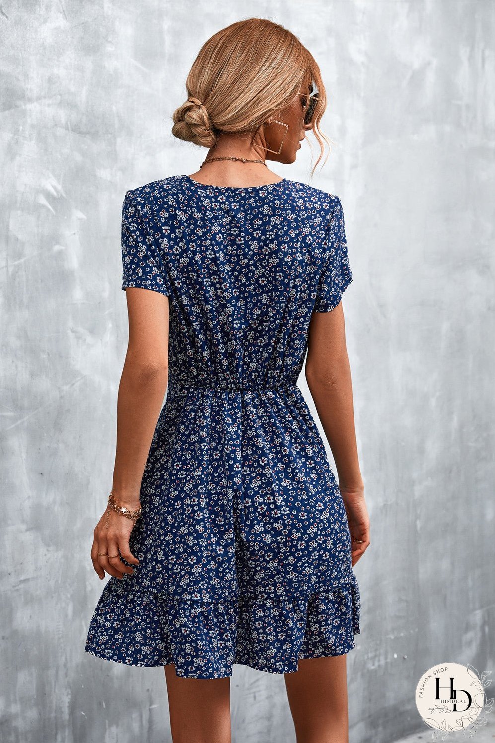 Ditsy Floral V-Neck Short Sleeve Dress