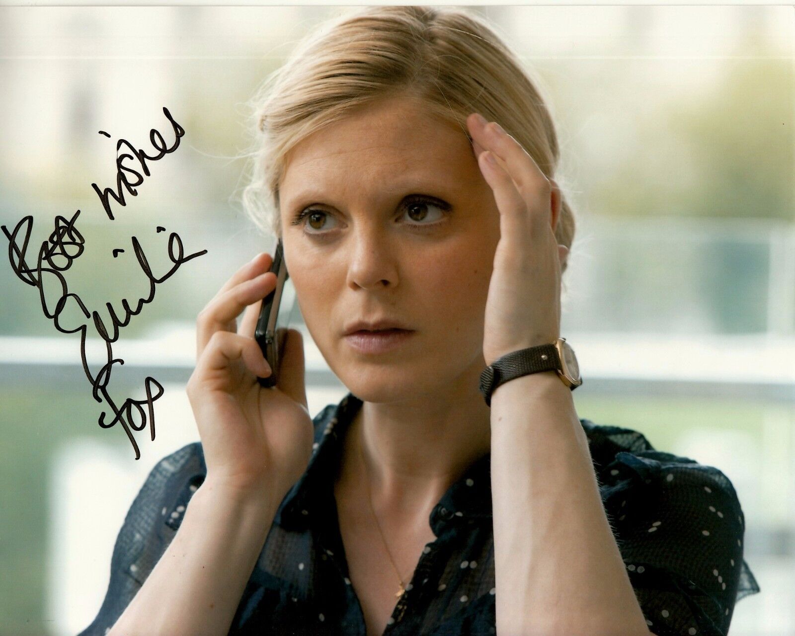 EMILIA FOX hand-signed GORGEOUS SEXY 8x10 COLOR CLOSEUP PORTRAIT w/ uacc rd COA