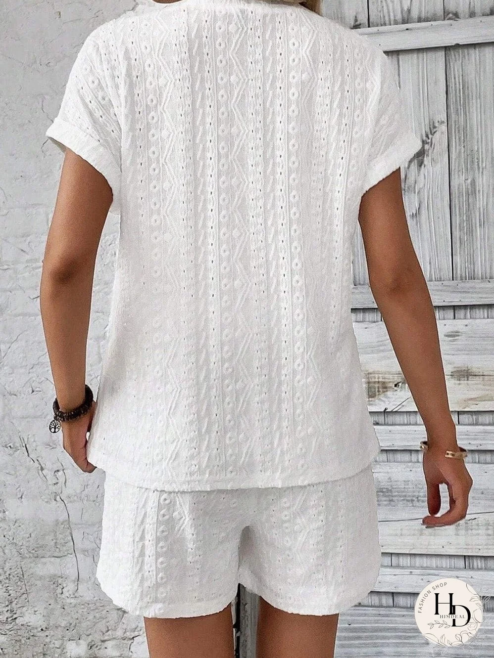 Delicate Eyelet White Shorts Ensemble