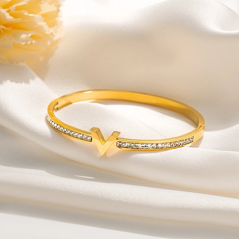 Elegant Glam Luxurious Letter 304 Stainless Steel 18K Gold Plated Bangle In Bulk