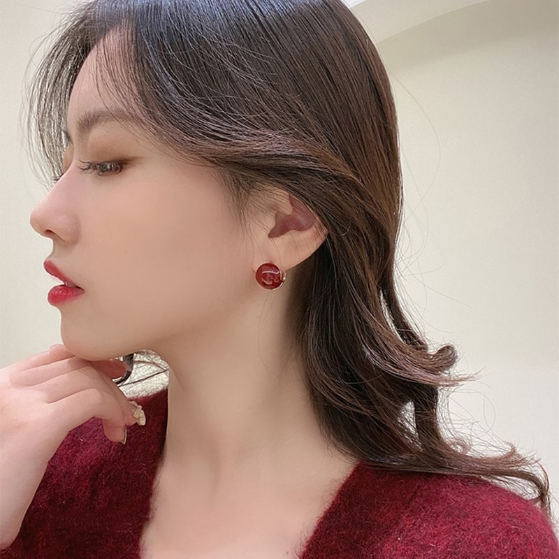 Retro New Red Bean Ear Buckle