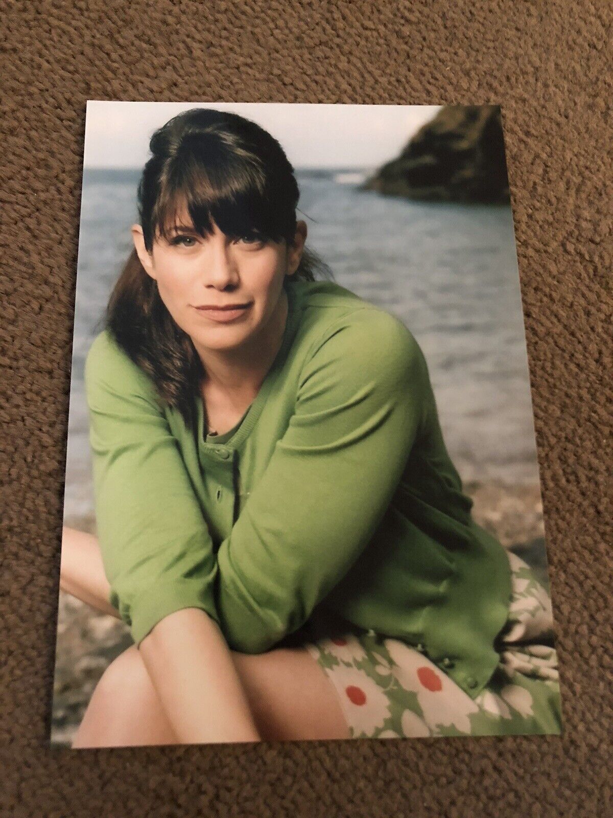 CAROLINE CATZ (DOC MARTIN) UNSIGNED Photo Poster painting- 7x5”