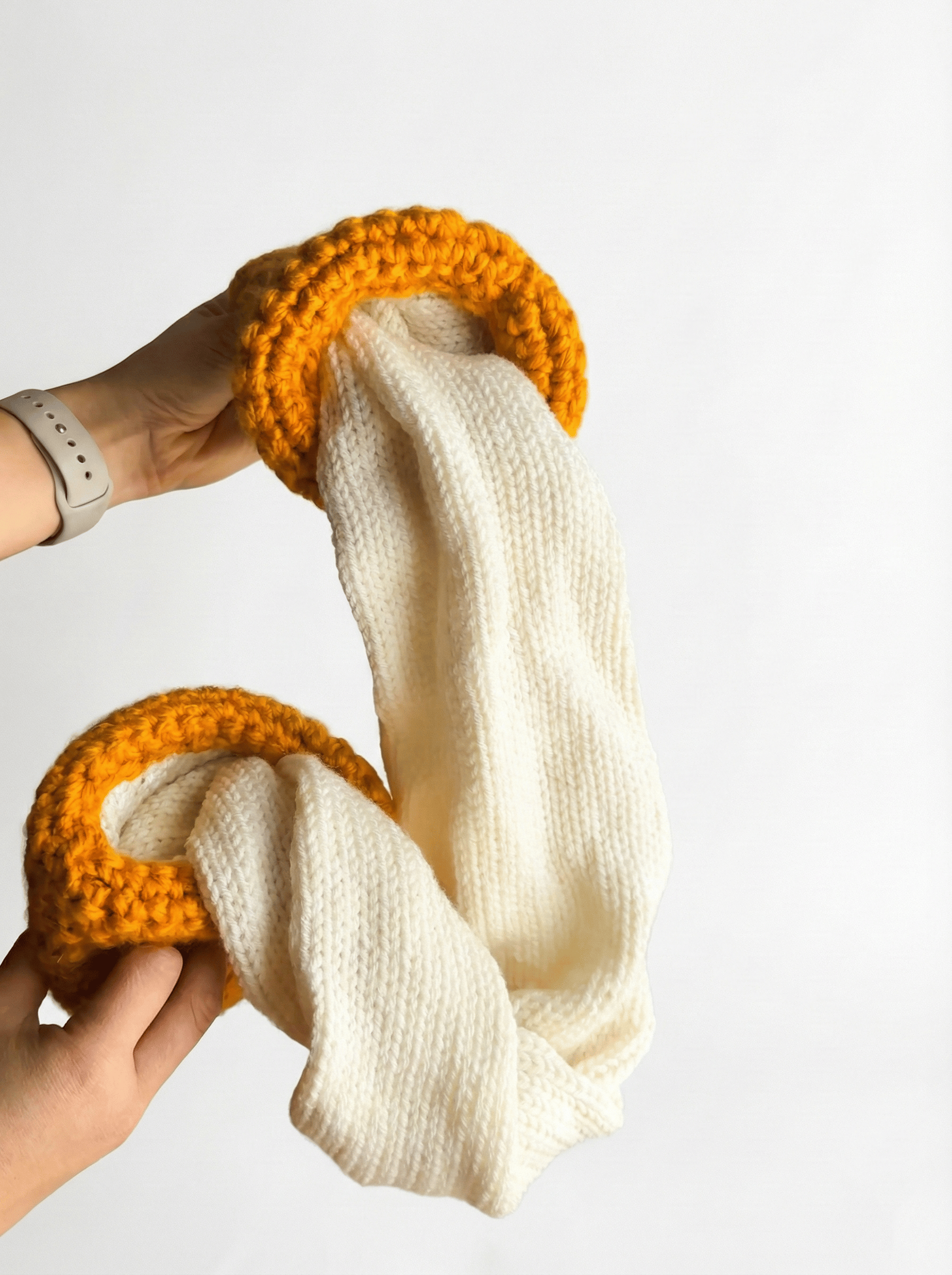 Stretching the cheese scarf