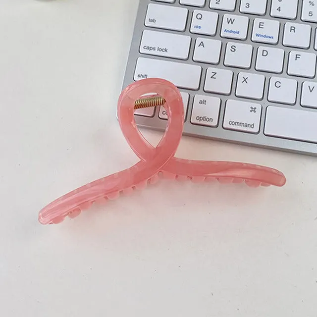 Oversized Cross Hair Clip Claw