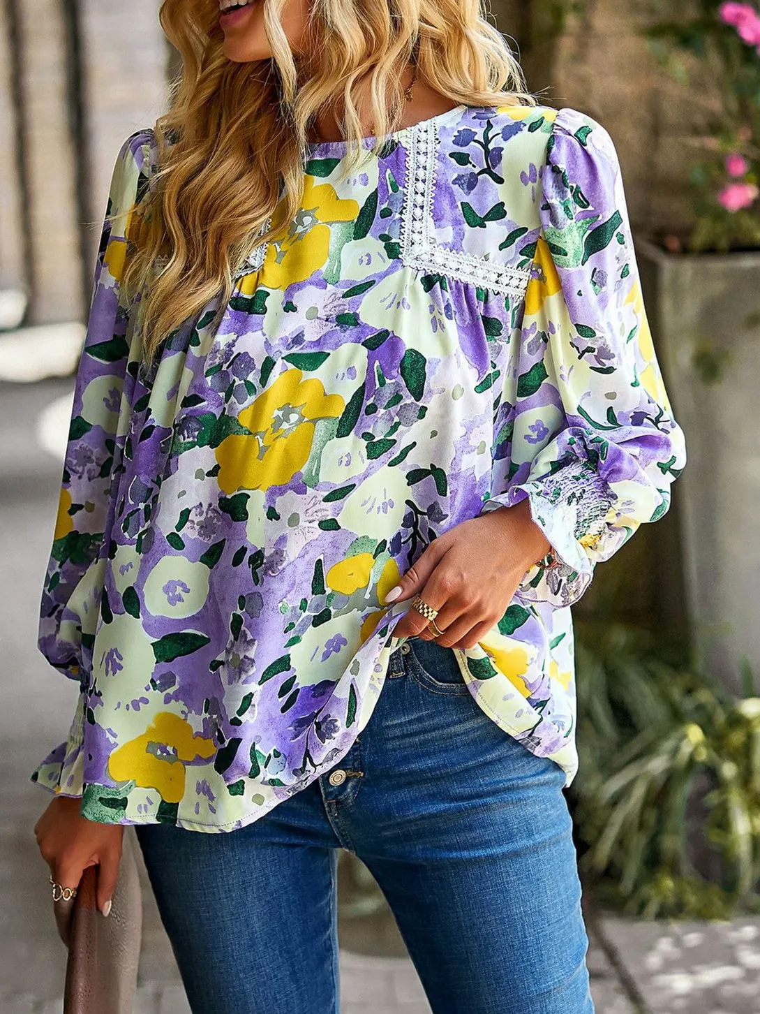 Women Long Sleeve Scoop Neck Floral Printed Tops