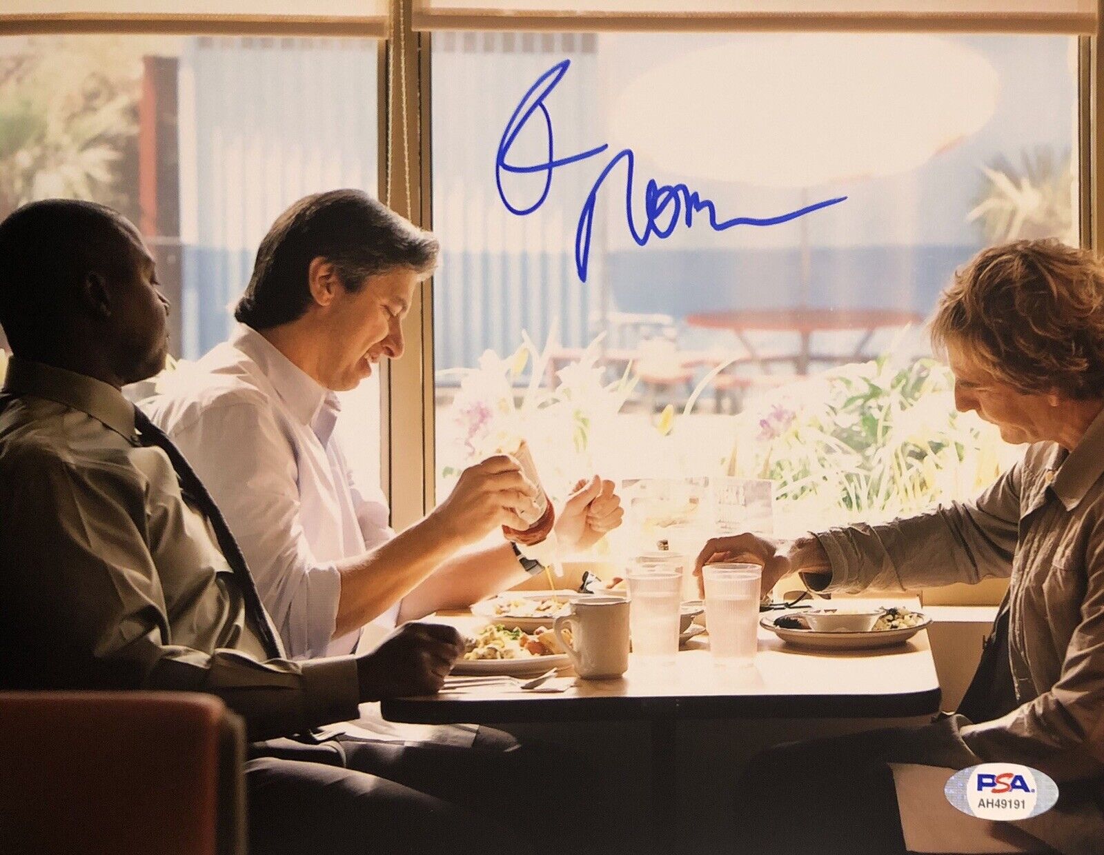 Ray Romano Signed Autographed Everybody Loves Raymond 8x10 Photo Poster painting Psa/Dna