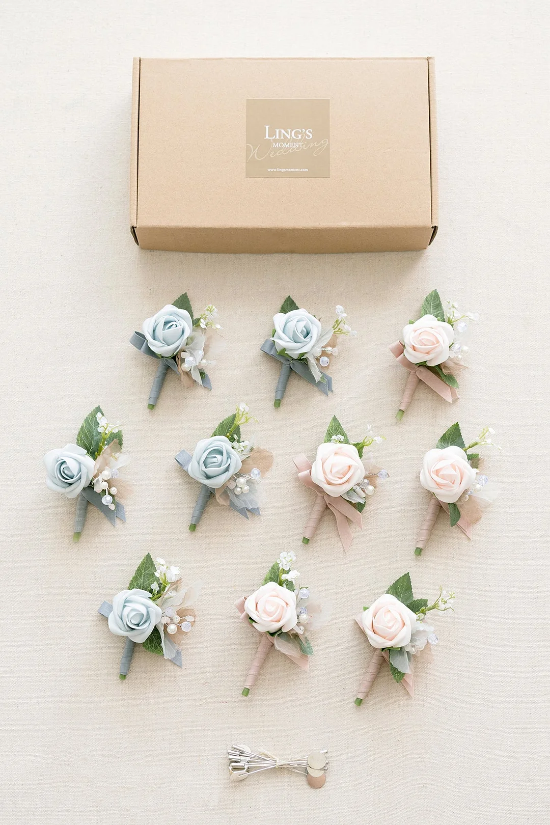 Boutonnieres for Guest in English Pastel