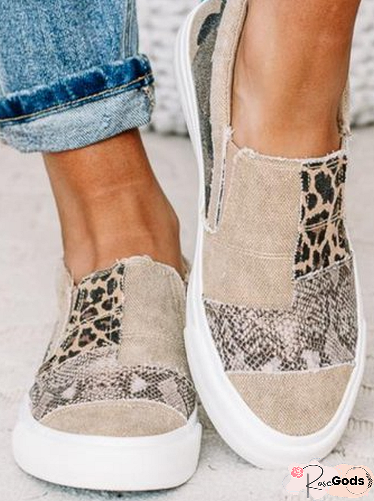 Vintage All Season Snakeskin Split Joint Sports & Outdoor Flat Heel Round Toe Fabric Eva Sneakers For Women