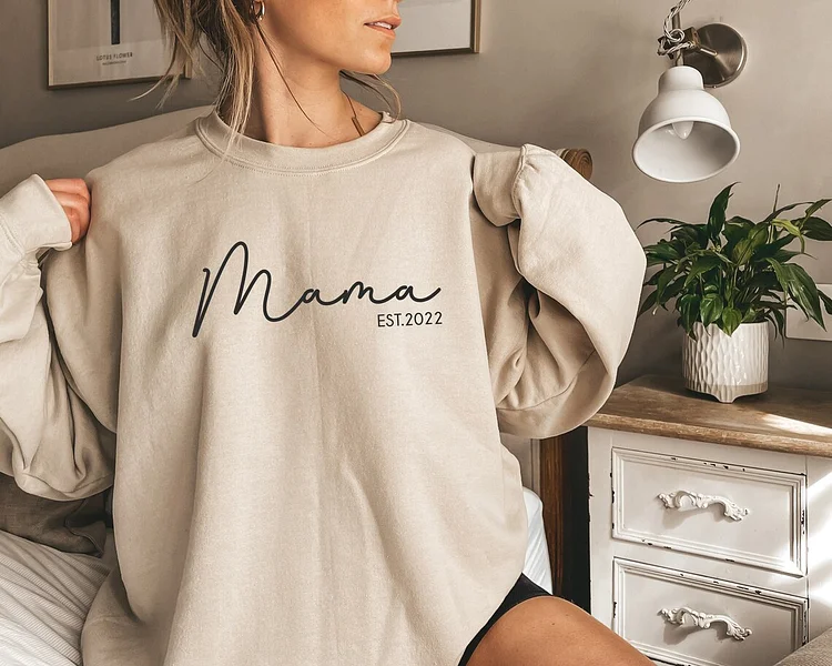 Personalized Mama Est Sweatshirt,Mothers Day Gift,New Mom Gift