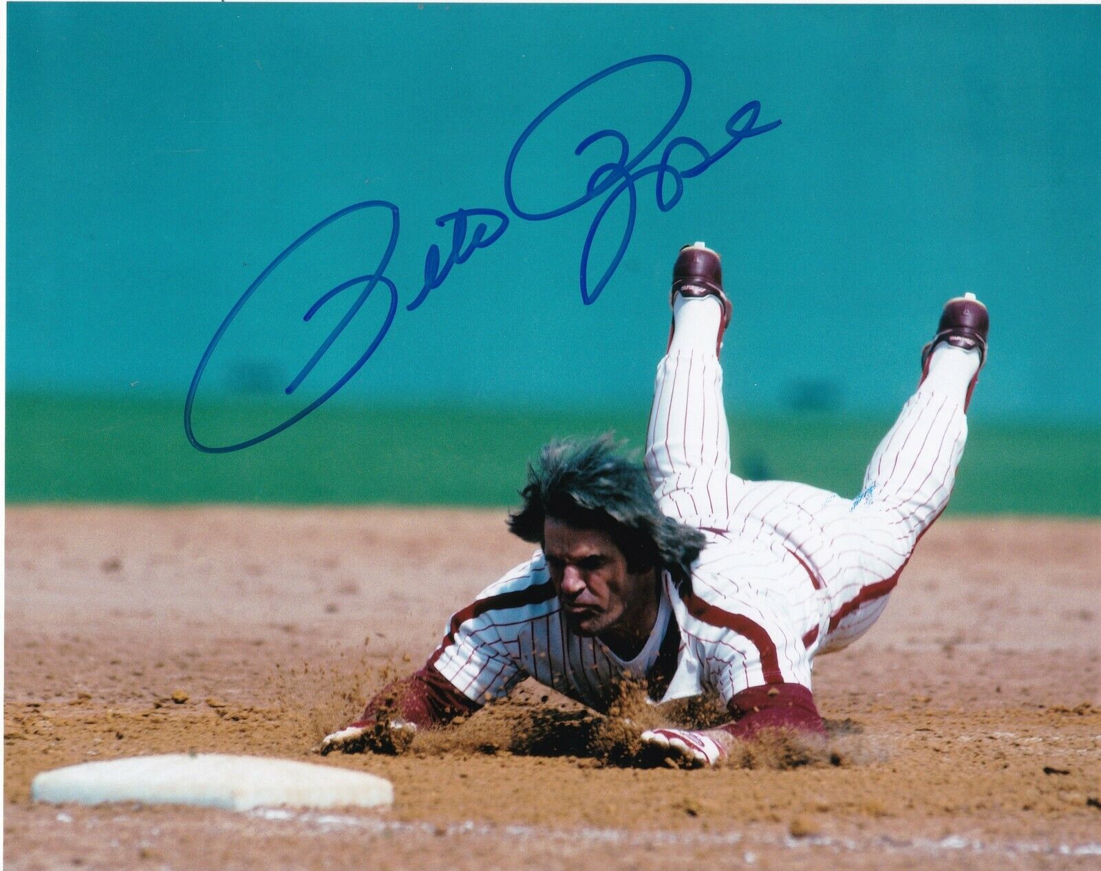 PETE ROSE PHILADELPHIA PHILLIES ACTION SIGNED 8x10