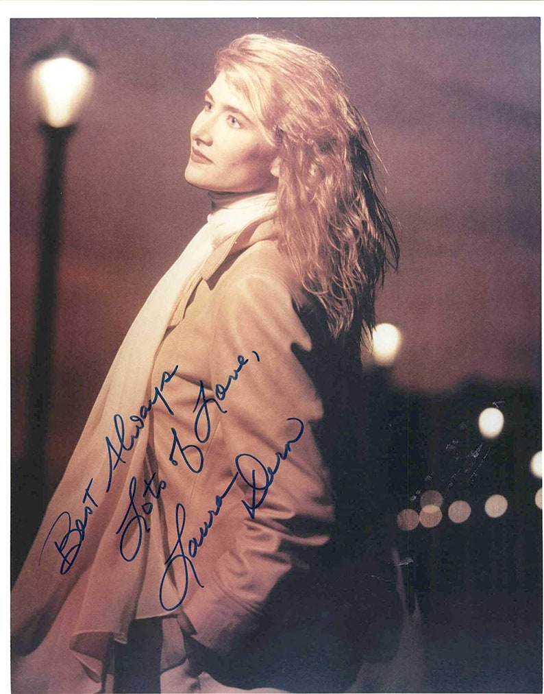 Laura Dern Signed Autographed Glossy 8x10 Photo Poster painting - COA Matching Holograms