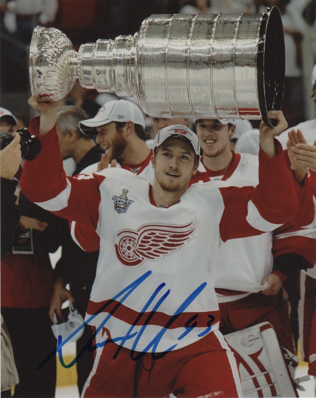 Detroit Red Wings Darren Helm Signed Autographed 8x10 Photo Poster painting COA #5